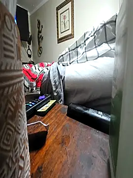 j_hollywood91 live sex cam