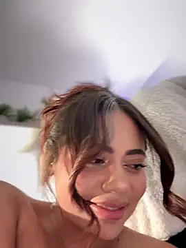 Aryrosee live sex cam