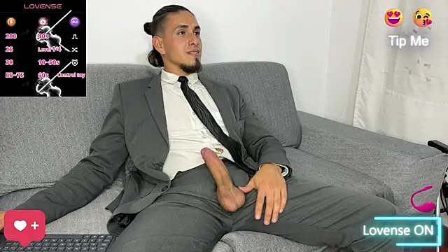 Tom_blunt96 live sex cam