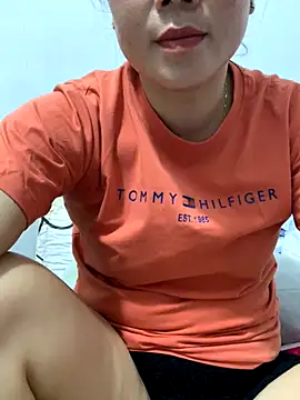 Baby-bigtits live sex cam