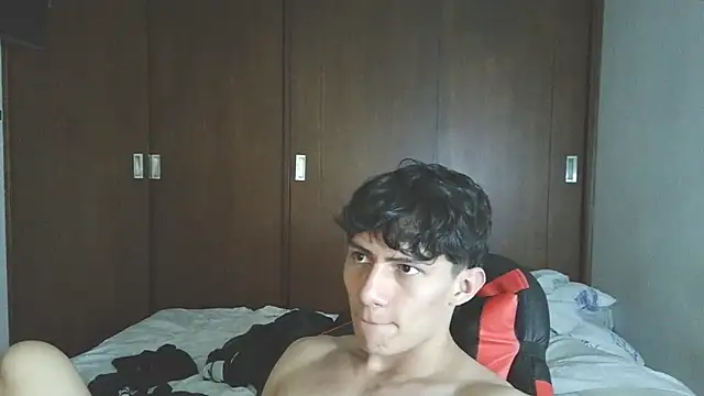 aresholland live sex cam