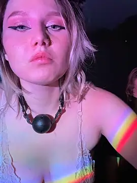 CrystaLuna69 live sex cam