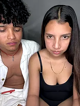 Paola-Santy live sex cam