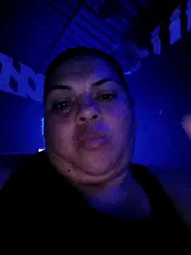 chubby_sexy_big_tits live sex cam