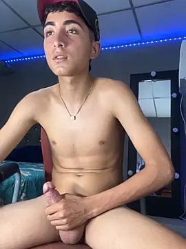 MathieuAGT live sex cam