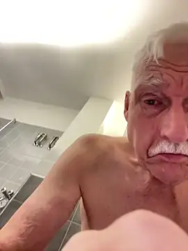 Steffibi1954 live sex cam