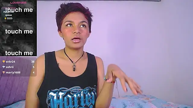 AAfrodithaa live sex cam