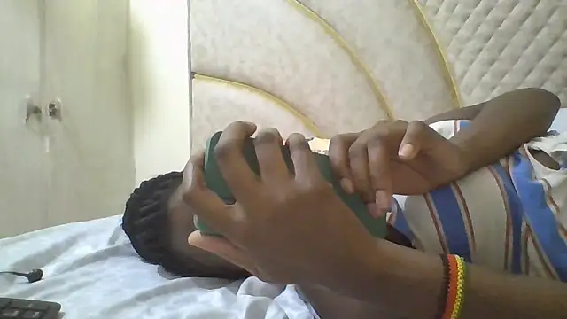 Pers_Ona live sex cam