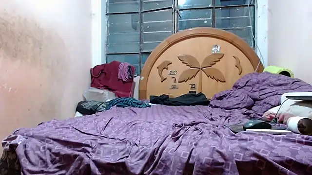 nakedlima live sex cam