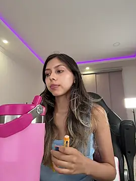 MissBecka_ live sex cam