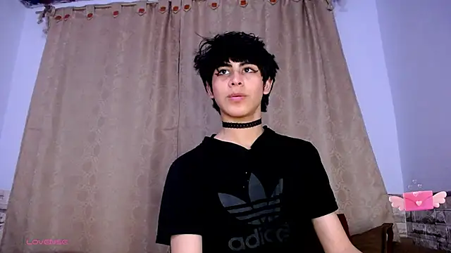 DaraKat18 live sex cam