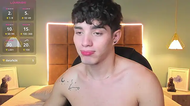 AlejooTwink live sex cam