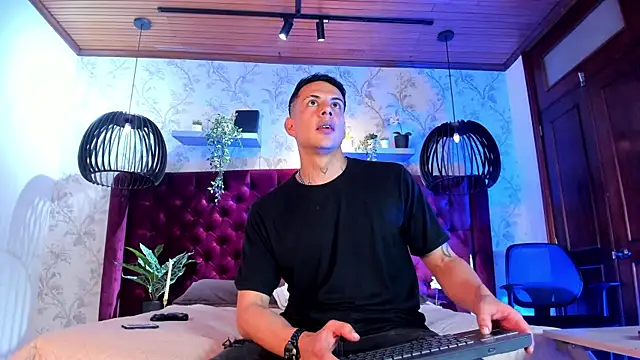 Dustin_Sonne live sex cam