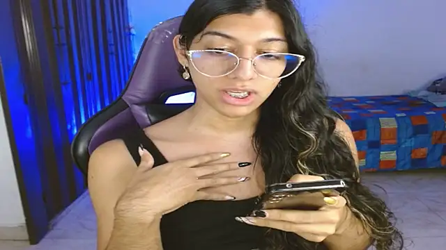 engielphoenis14 live sex cam