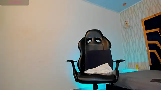 Petesevans live sex cam