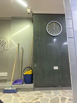 Maxim-Walker live sex cam