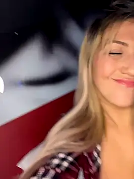 LittleMissEeve live sex cam