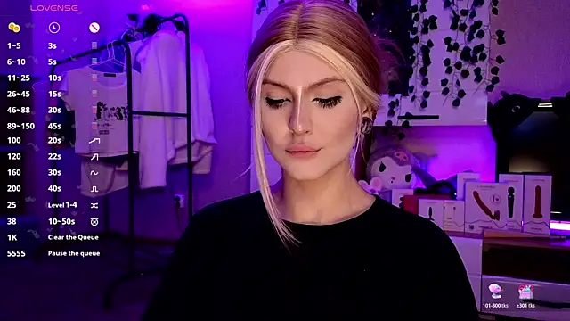 Emily__Mooree live sex cam