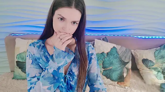 NikaLove- live sex cam