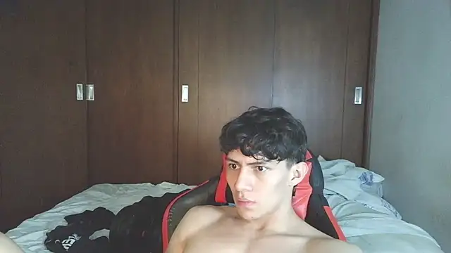 aresholland live sex cam