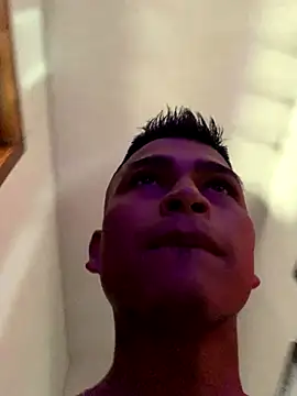 Emiliano_Reyes live sex cam