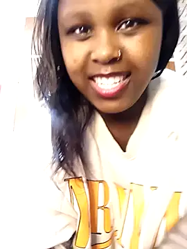 SELYS_NANA live sex cam