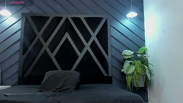 marco_garciia_ live sex cam