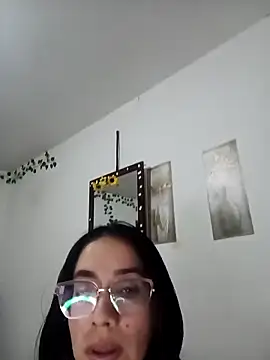 YaraDuartee live sex cam