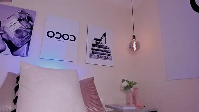 Blue_Angell live sex cam