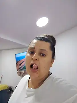 Miss_balloonsmila live sex cam