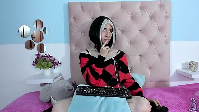 Charlothe_7 live sex cam