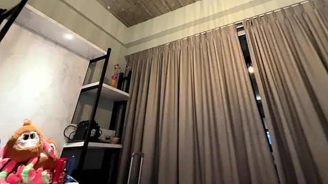 xmari-tss live sex cam