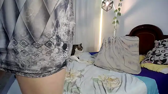 ivonne__hott1 live sex cam