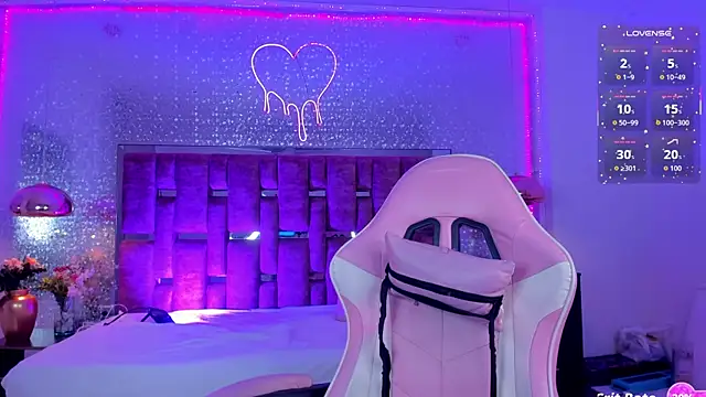 KylieVictoria live sex cam