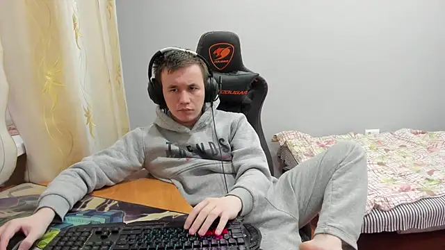 iliaskrislove live sex cam