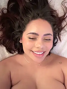 Aryrosee live sex cam