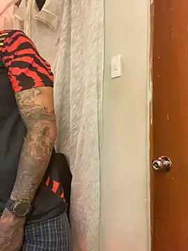 roa_alee live sex cam