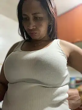 Carola-Ross live sex cam