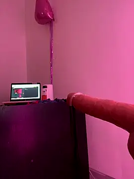 izanmiller2001 live sex cam