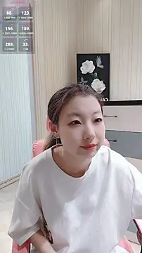 Deserve_E live sex cam