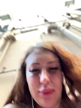 AndreaMood live sex cam