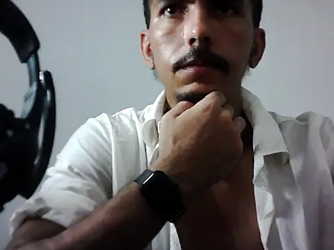 MagrinhoSaradoo live sex cam