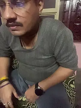 Saxymood1111 live sex cam