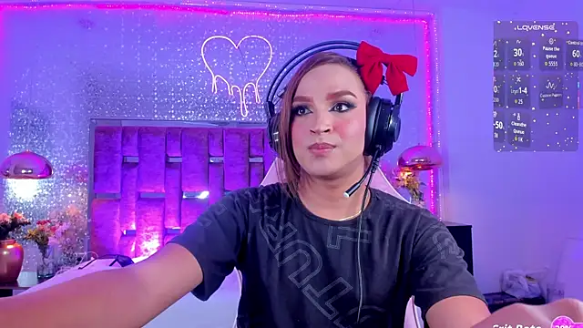 KylieVictoria live sex cam