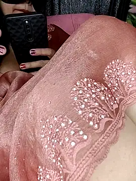 kaamuk_shweta live sex cam