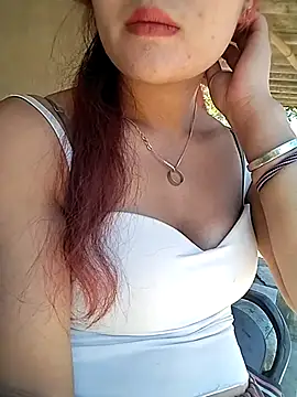 lylylove live sex cam