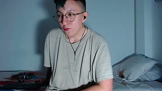 Sexyboy_666 live sex cam