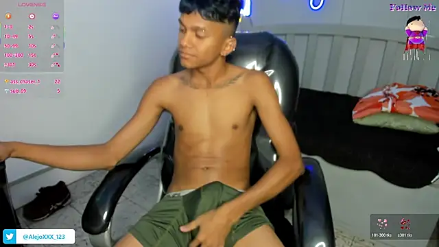 loistwink_ live sex cam