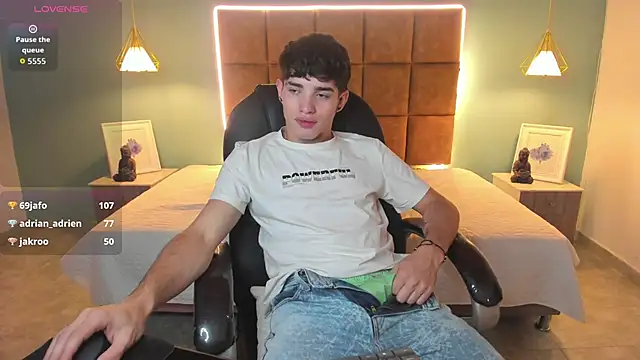 AlejooTwink live sex cam