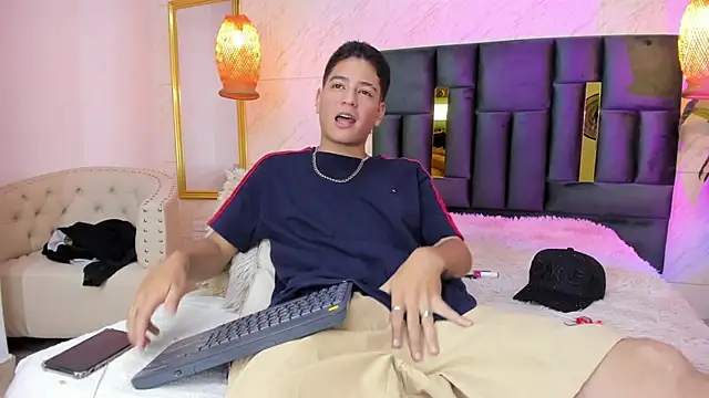 Levy_Steve live sex cam